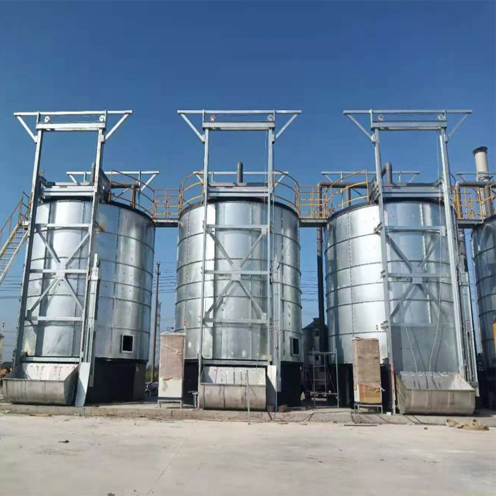 Organic fertilizer tank